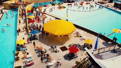 Πιράνχας 3DD: Η Επιστροφή | movie | 2012 | Official Trailer