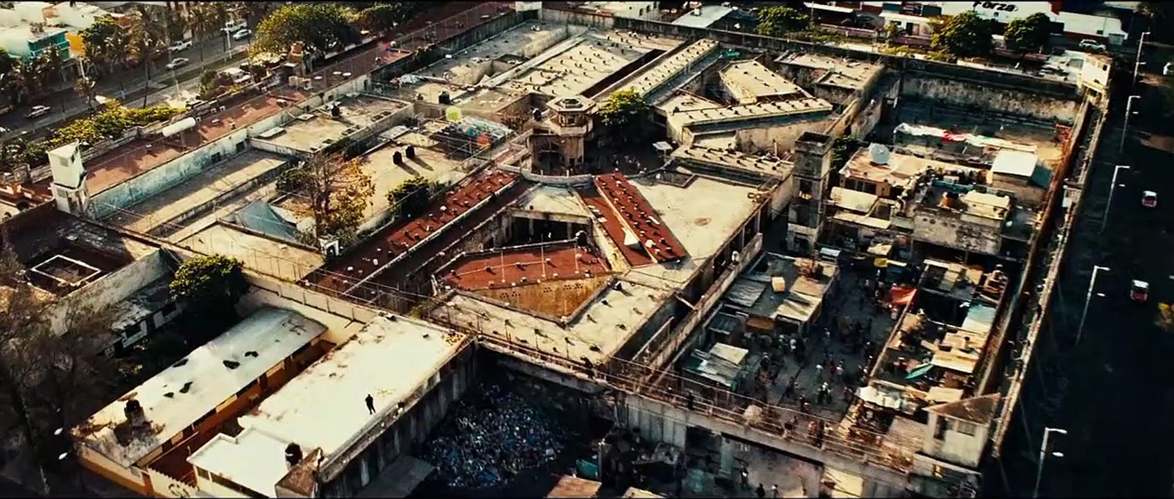 Get the Gringo | movie | 2012 | Official Trailer