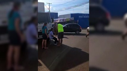 Colisão de trânsito é registrada na rua Altemar Dutra