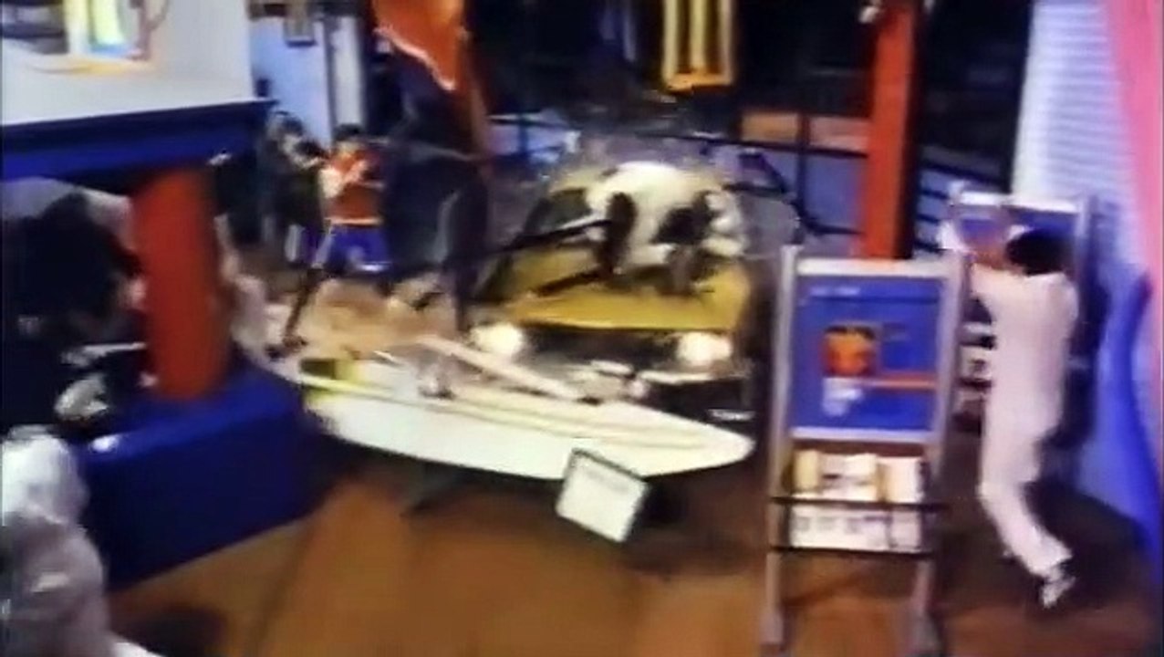 Born Hero - Teil 2 | movie | 1988 | Official Trailer