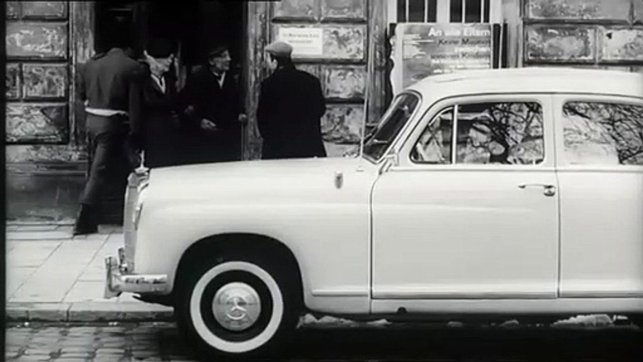 Die Sehnsucht der Veronika Voss | movie | 1982 | Official Trailer