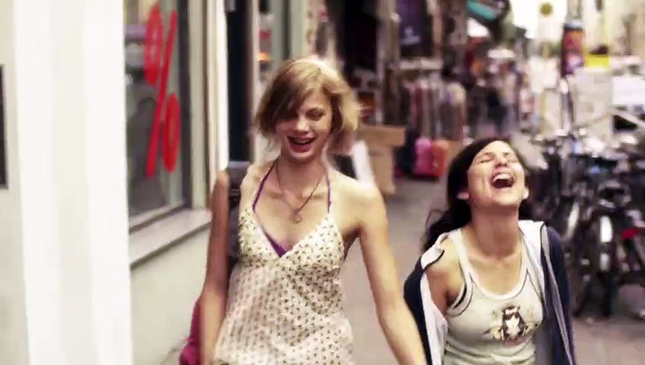 Weil ich schöner bin | movie | 2012 | Official Trailer