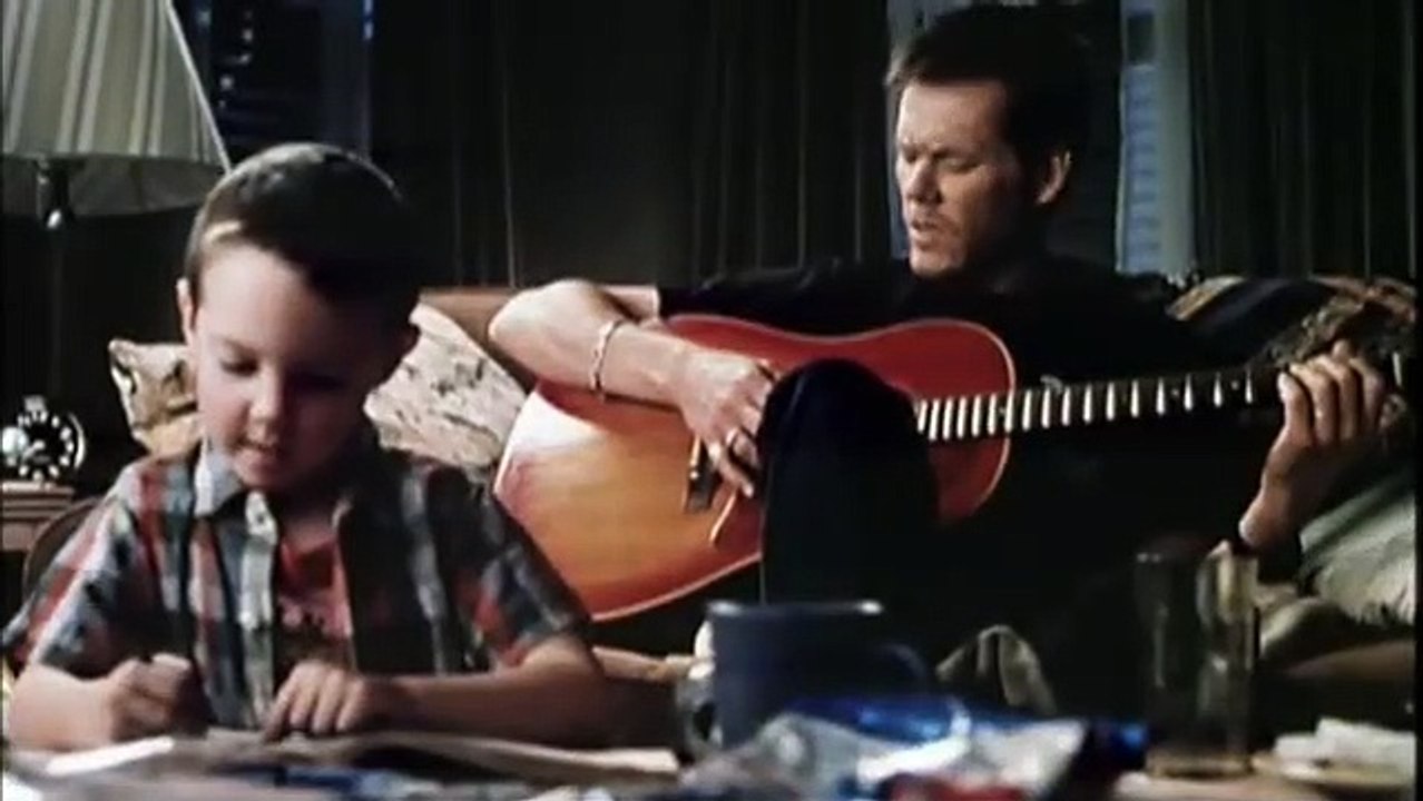 Echoes - Stimmen aus der Zwischenwelt | movie | 1999 | Official Trailer