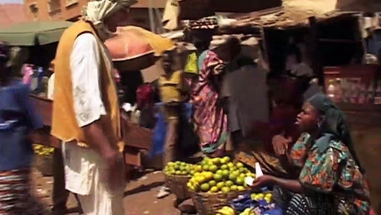 Der Weiße mit dem Schwarzbrot | movie | 2008 | Official Trailer