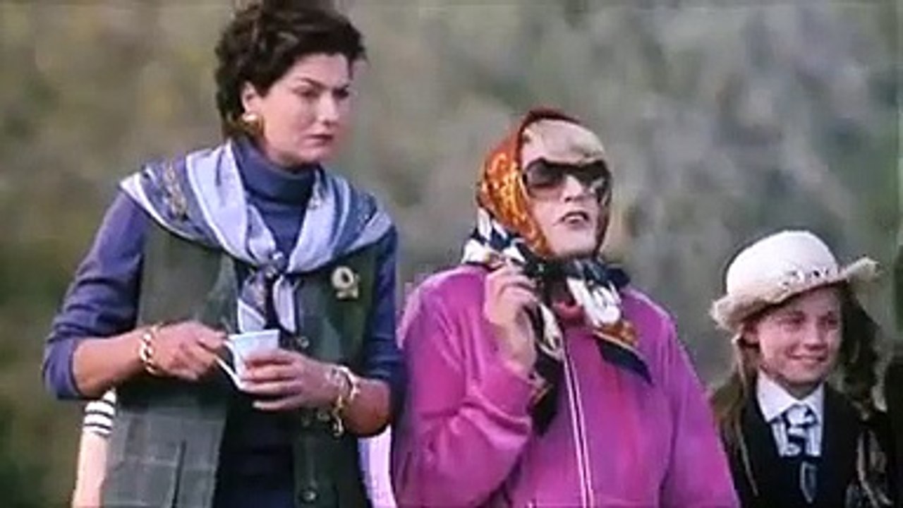 Die Girls von St. Trinian | movie | 2007 | Official Trailer