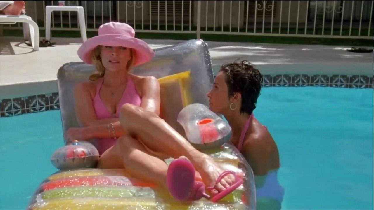 Ein Elvis kommt selten allein | movie | 2004 | Official Trailer