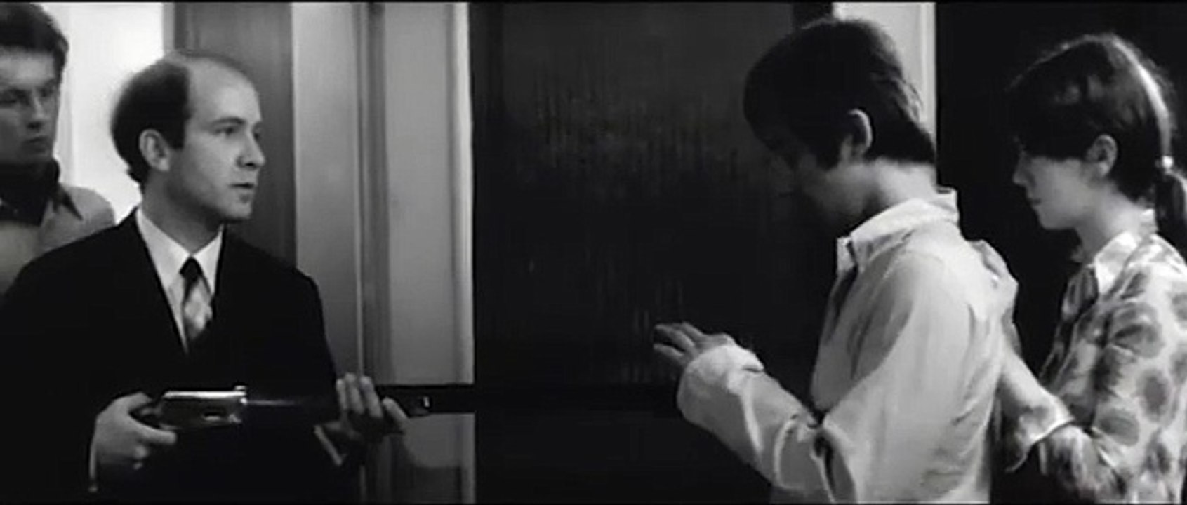 Detektive | movie | 1969 | Official Trailer