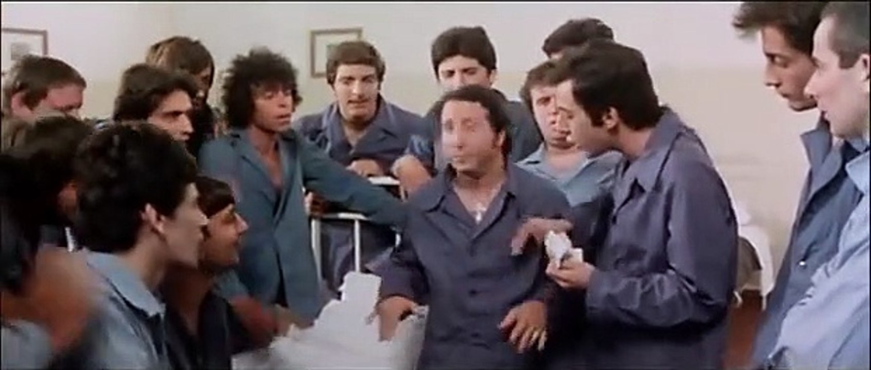 La dottoressa del distretto militare | movie | 1977 | Official Trailer, image size:1693x720