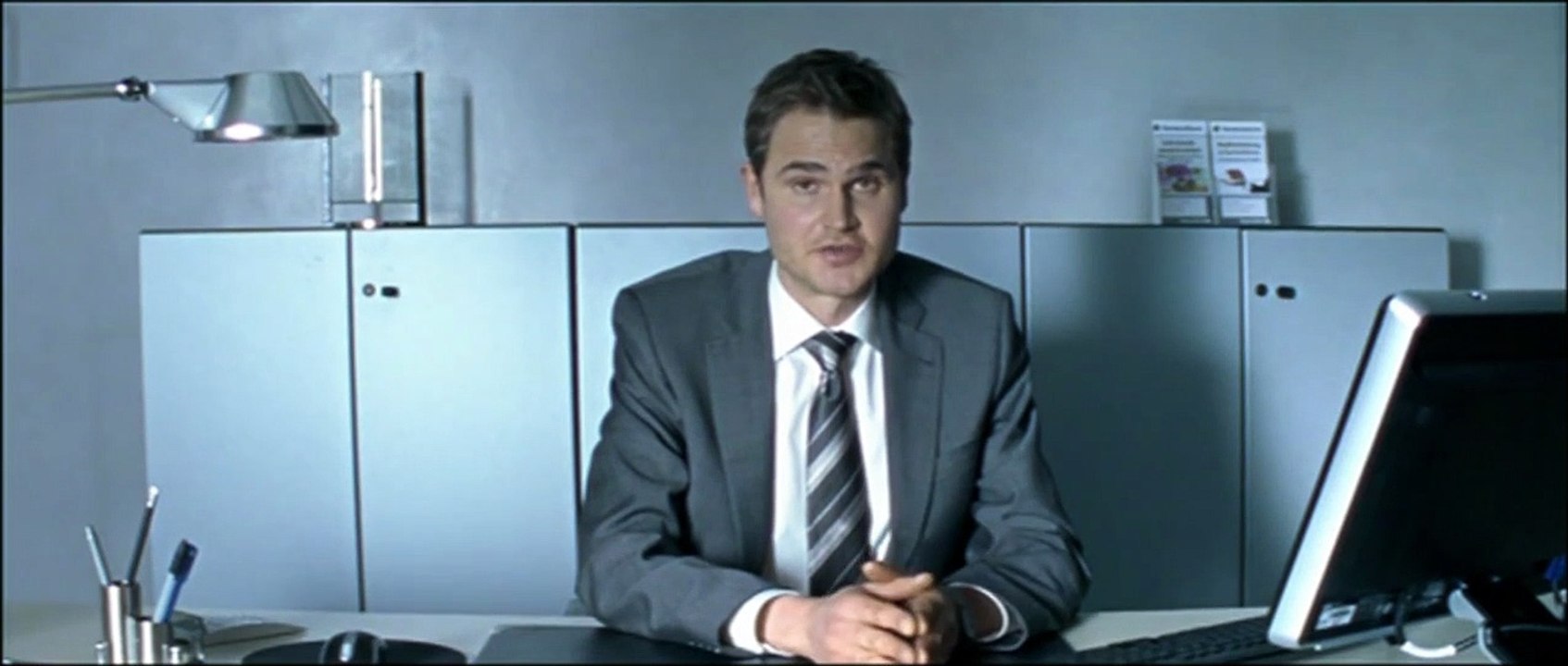 Schwerkraft | movie | 2010 | Official Trailer