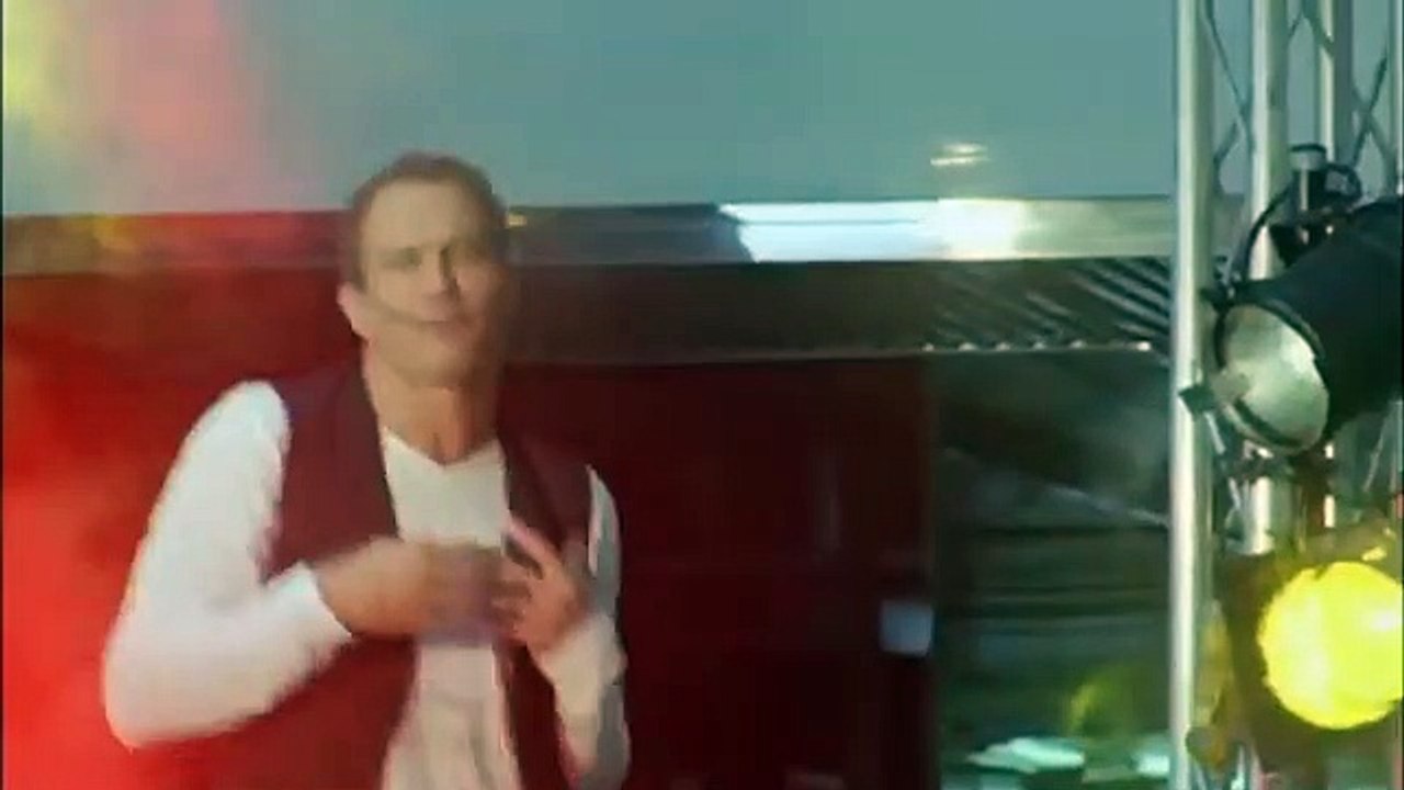 Claudia - Das Mädchen von Kasse 1 | movie | 2009 | Official Trailer