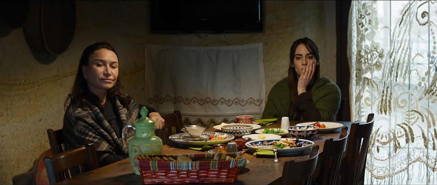 Winterschlaf | movie | 2014 | Official Trailer