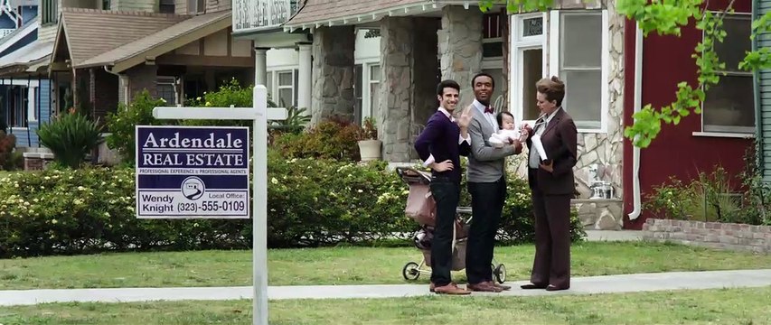 Соседи: На тропе войны | movie | 2014 | Official Trailer