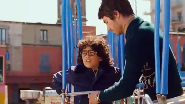 La kryptonite nella borsa | movie | 2011 | Official Trailer