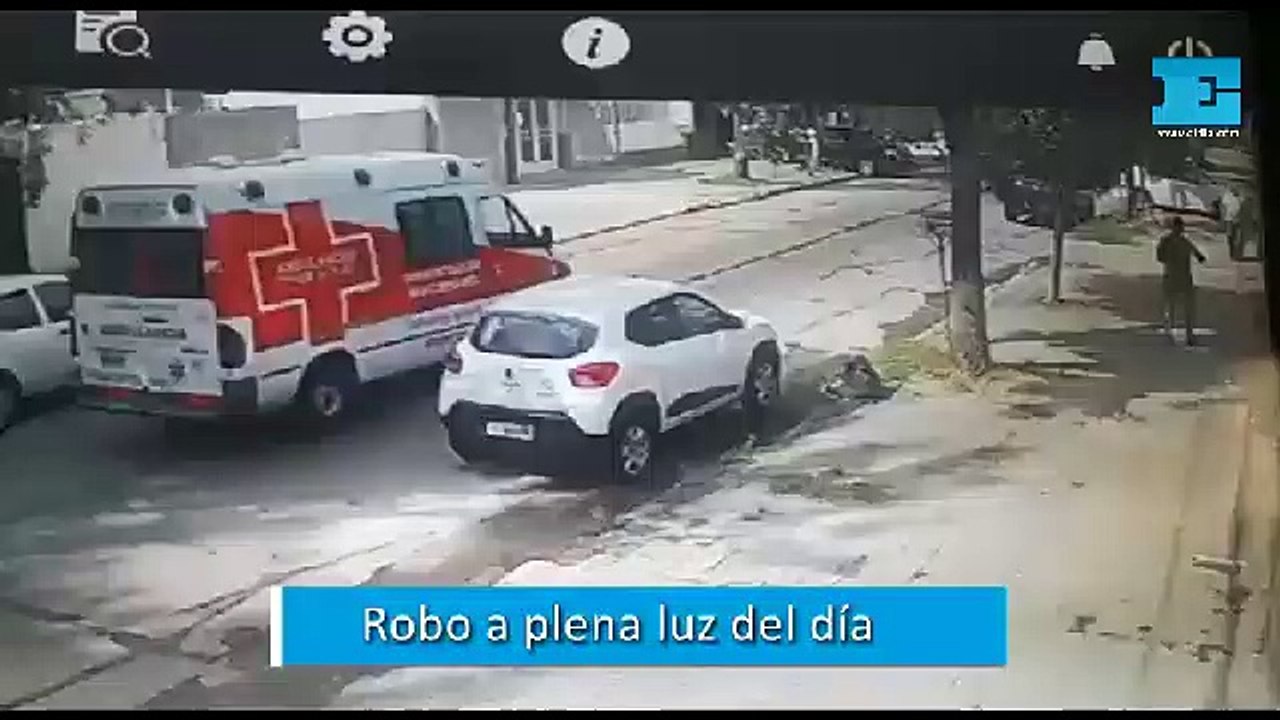 Robo a plena luz del día