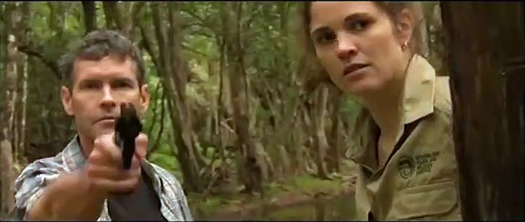 Das Biest lebt! | movie | 2013 | Official Trailer