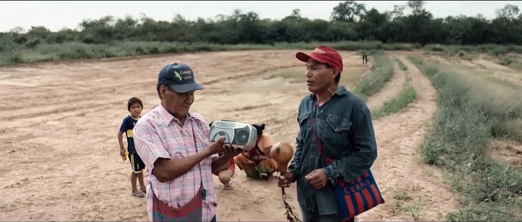 Apenas el sol | movie | 2021 | Official Trailer