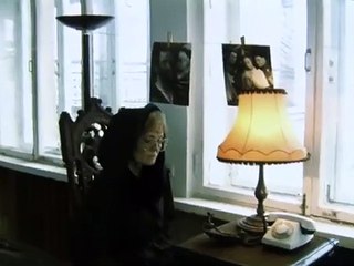 Часы без стрелок | movie | 2000 | Official Trailer