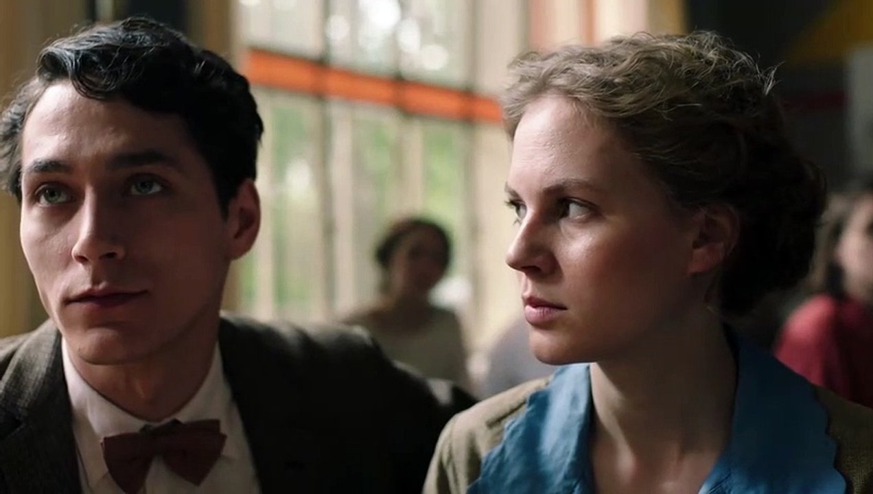 Lotte am Bauhaus | movie | 2019 | Official Trailer