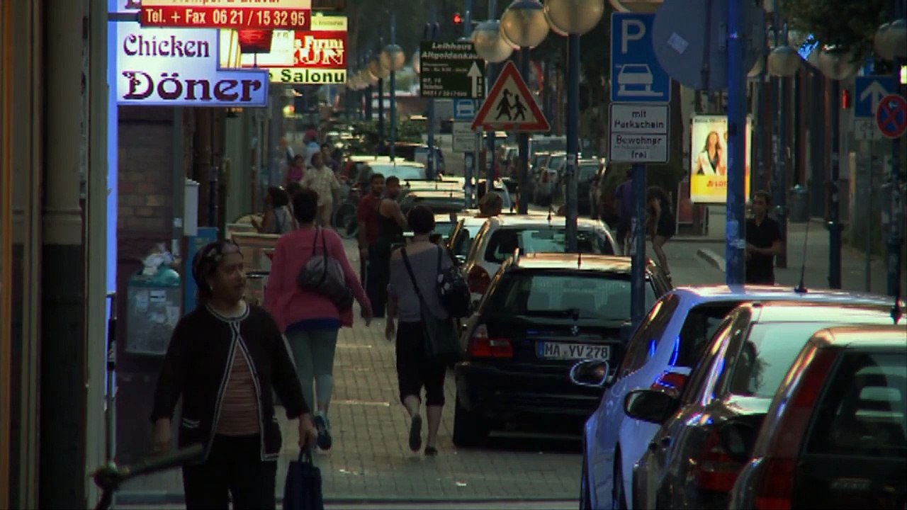 Transnationalmannschaft | movie | 2011 | Official Trailer