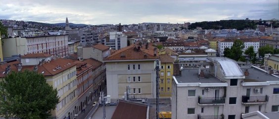 L'angelo dei muri | movie | 2022 | Official Trailer