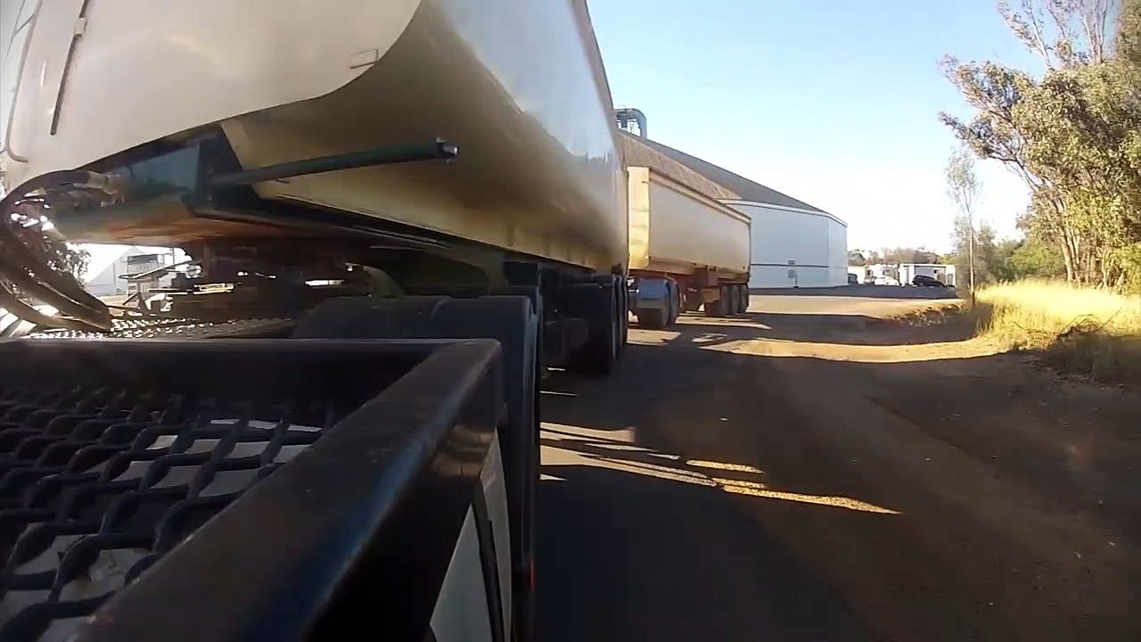 Landwirtschaft in Australien Vol. 3 | movie | 2014 | Official Trailer