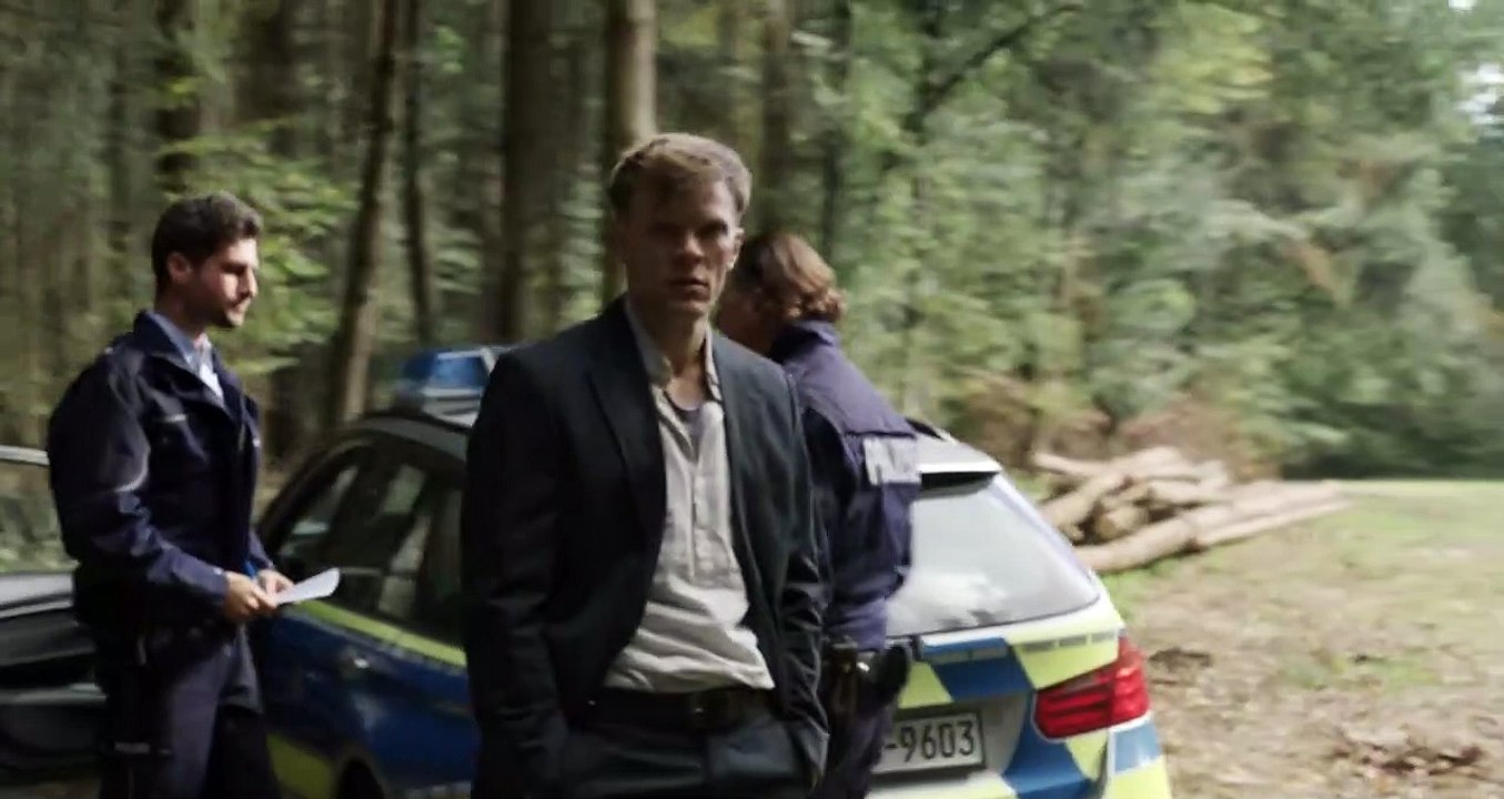 Im Nachtlicht | movie | 2020 | Official Trailer