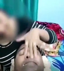 खगड़िया में महिला स्वास्थ्य अधिकारी से फेस मसाज करवाते पीएचसी प्रभारी का वीडियो वायरल, कारण बताओ नोटिस जारी