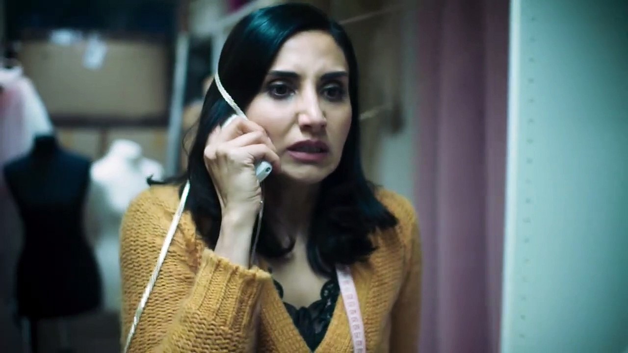 Alles auf Rot | movie | 2021 | Official Trailer