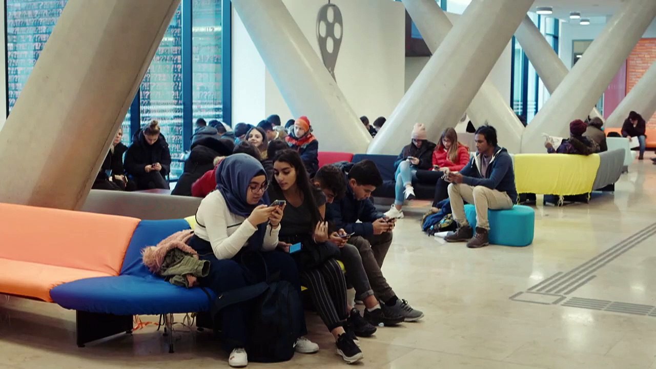 Für die Vielen – Die Arbeiterkammer Wien | movie | 2022 | Official Trailer