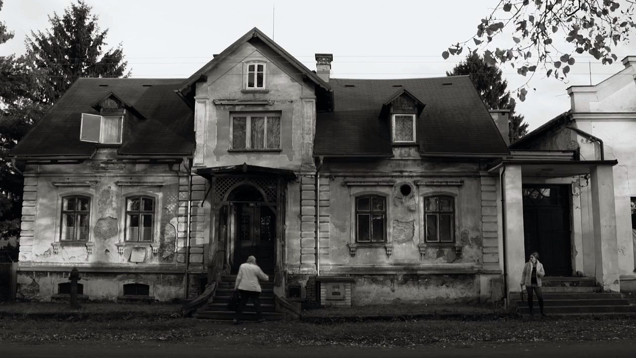 Odborný dohled nad východem Slunce | movie | 20...