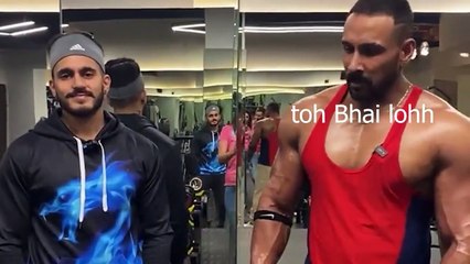 MAGGIE KHAO BODY BANAO _ CARRYMINATI