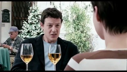 Soundtrack - Ti spio ti guardo ti ascolto | movie | 2015 | Official Trailer