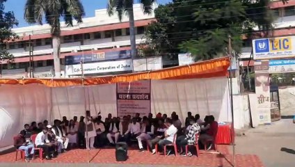 आम आदमी के लिए आसान नहीं LIC और SBI की लोन प्रक्रिया, कांग्रेस का विरोध