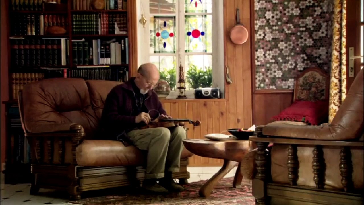 Sergej in der Urne | movie | 2012 | Official Trailer