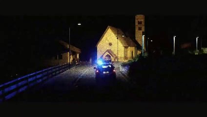 In fondo al bosco | movie | 2015 | Official Trailer