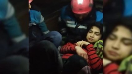 Mansur Yavaş: "Kahramanmaraş'ta Şu Ana Kadar 20 Canımızı Kurtardık"