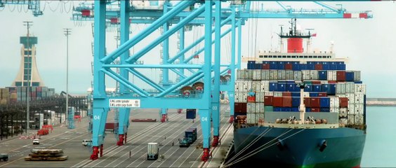 Zehn Milliarden | movie | 2015 | Official Trailer