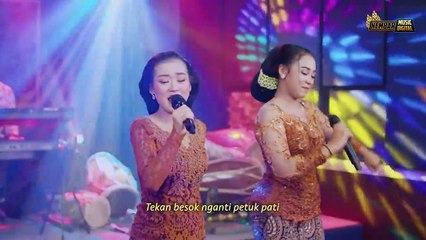 Niken Salindry feat. Lala Atila - Kalih Welasku - Kembar Campursari ( Official Music Video )