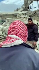 Suriye'de hamile bir anne, göçük altında doğum yaptı