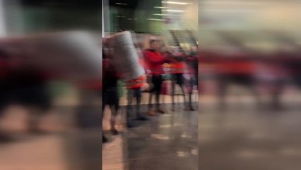 Yenimahalle Belediyesi'nden Depremzedelere Yardım Eli