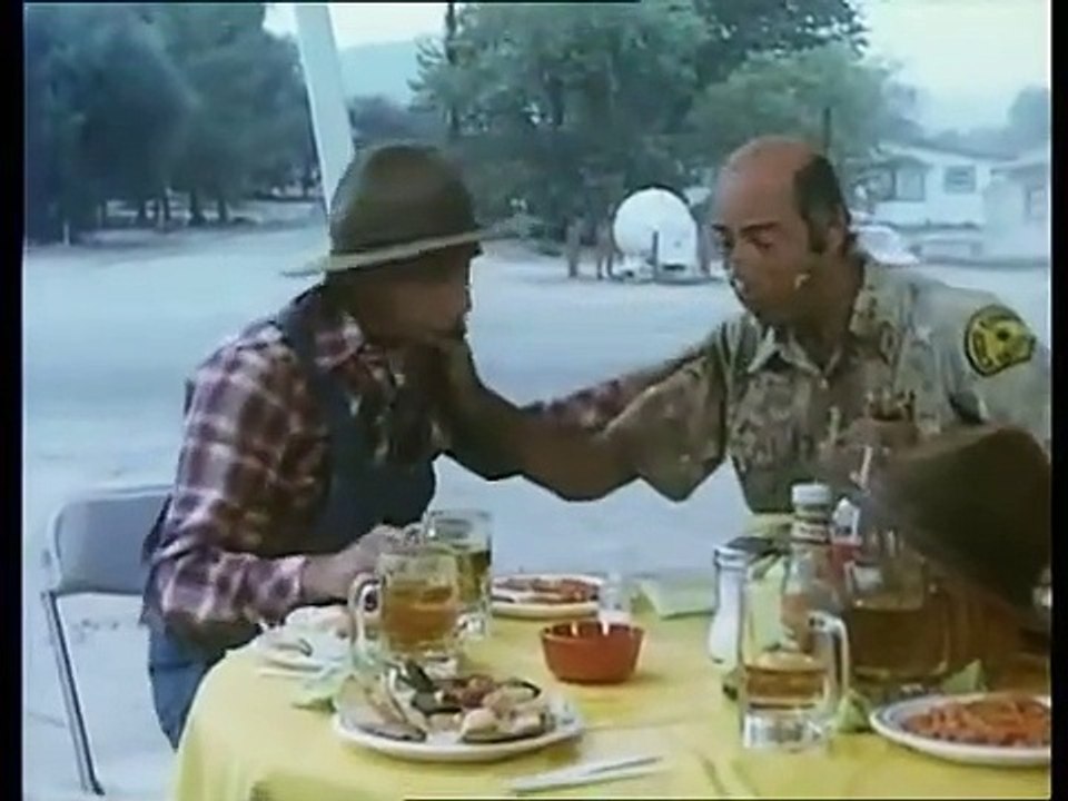 Smokey Bites the Dust | movie | 1981 | Official...