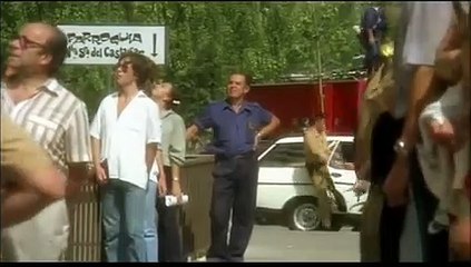 La familia bien, gracias | movie | 1979 | Official Clip