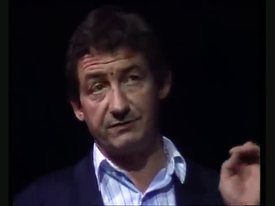 Pierre Desproges se donne en spectacle | movie | 1993 | Official Clip