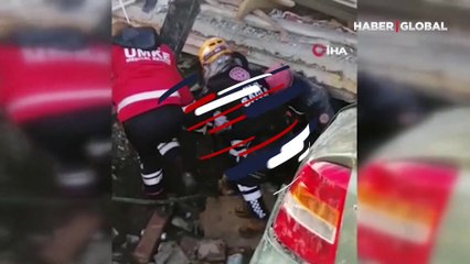 Enkazdan 33 saat sonra kurtarılan 14 aylık Arya, ikizi Azra'ya kavuşacak