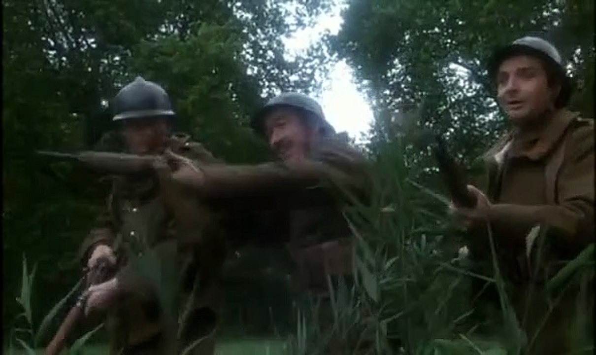 Le Retour des bidasses en folie | movie | 1983 | Official Clip