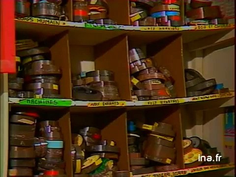 Le petit cirque de toutes les couleurs | movie | 1987 | Official Clip