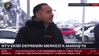 Vatandaş "Yardım gelmiyor" dedi;  Habertürk’ten sonra NTV de depremzedenin sesini kesti!