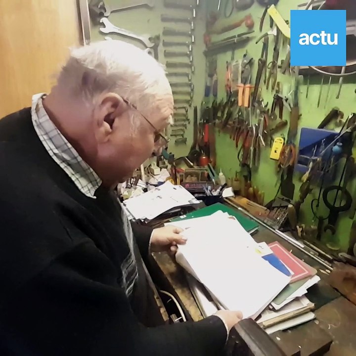 Epône : Raymond collectionne les briques depuis 46 ans