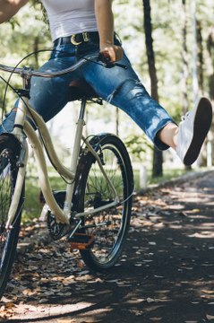 Comment bien s'équiper pour rouler à vélo quand il fait froid