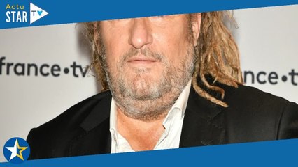 Olivier Delacroix : ses mots bouleversants sur la mort de son père et de son fils